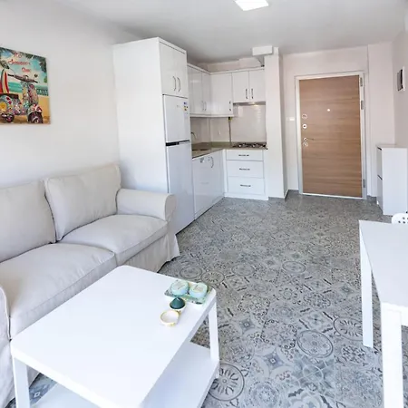 Convenient With Central Location In Апартаменты